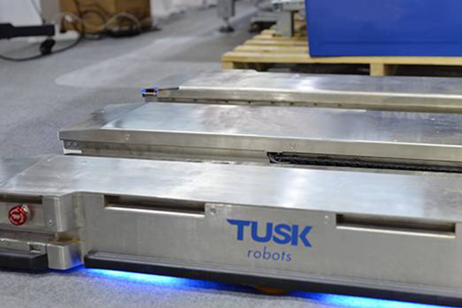 Tuskrobots—高潔凈度醫(yī)藥行業(yè)自動(dòng)化解決方案